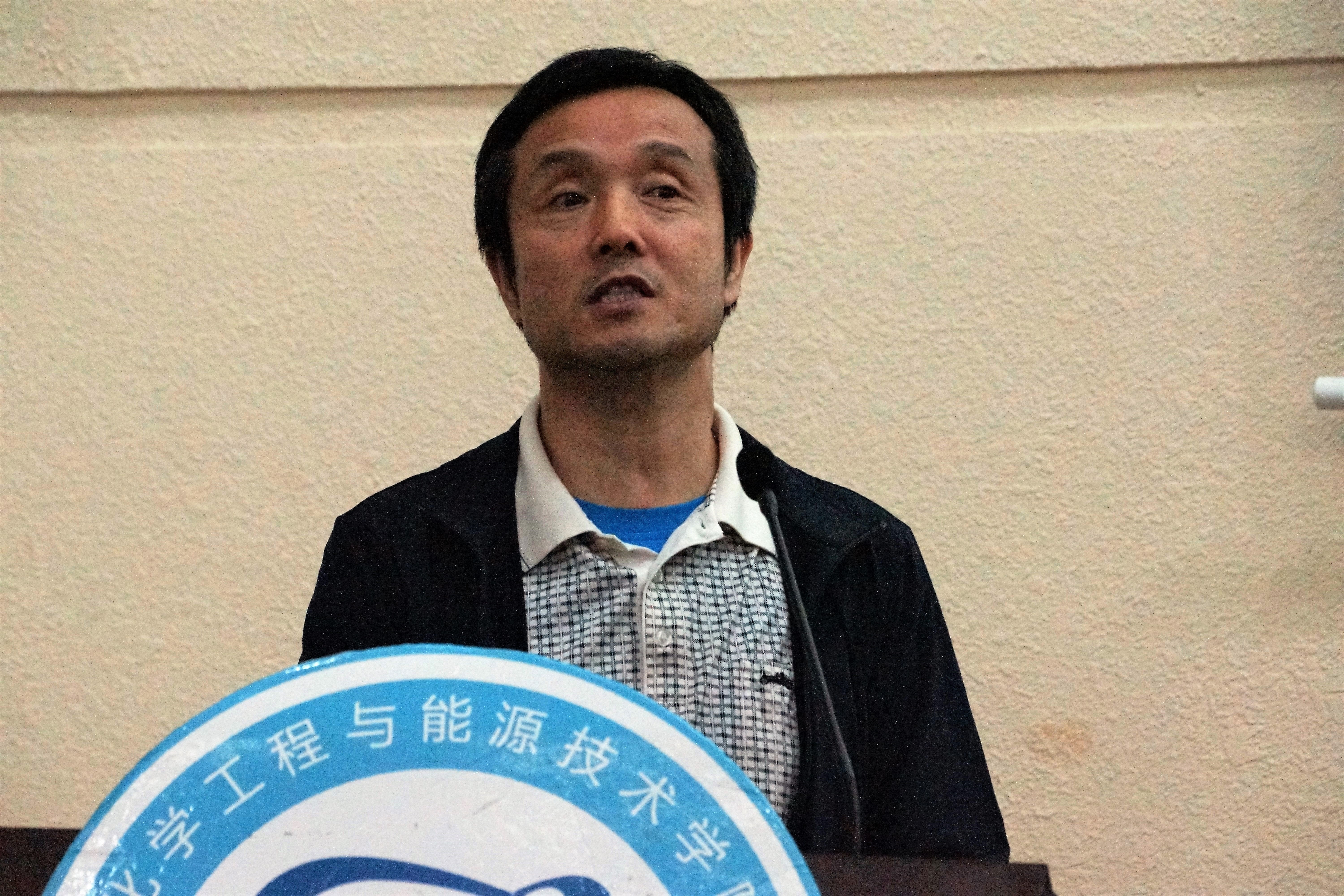 ​公司党总支书记深入员工支部讲党课1.jpg