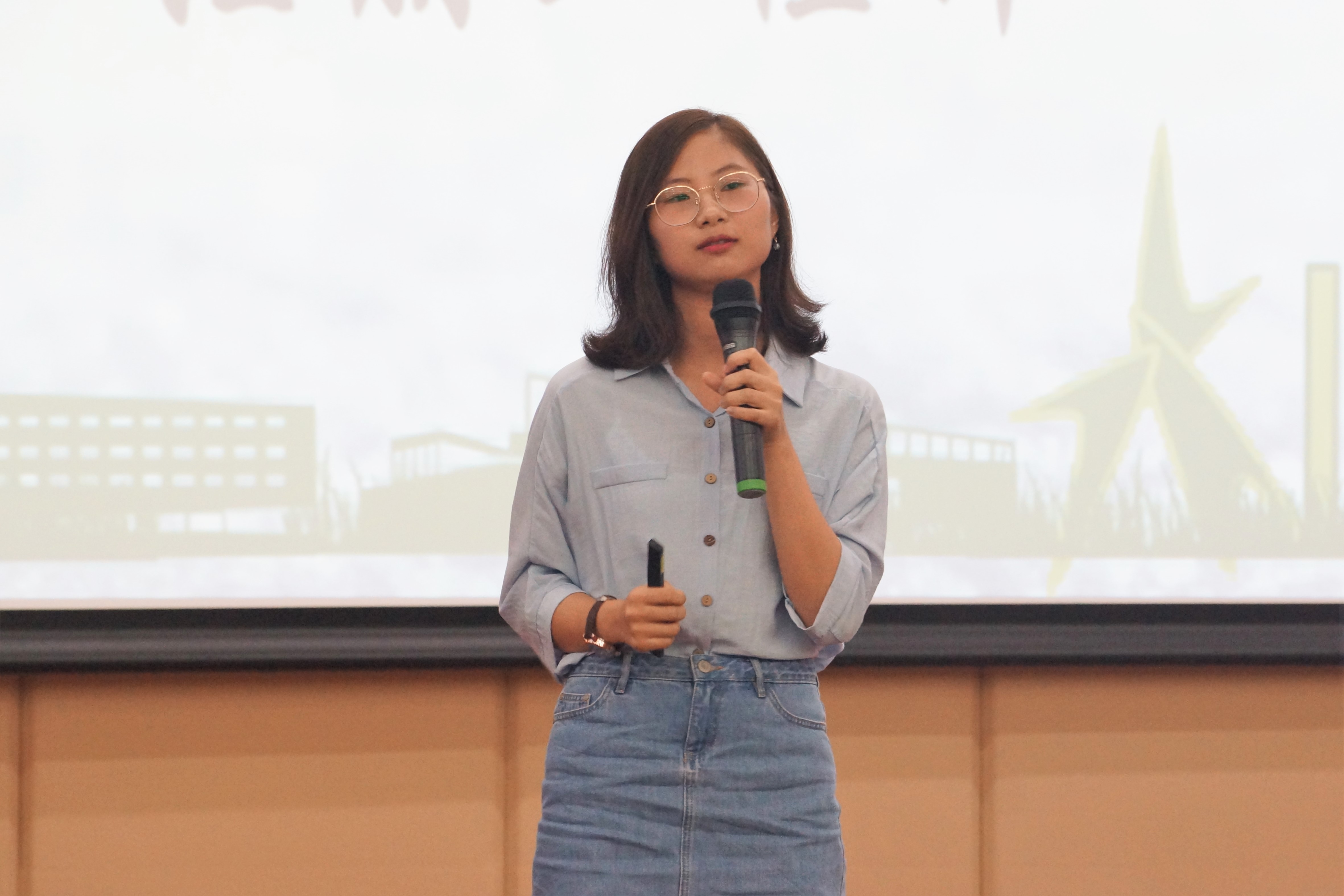 ​英国上市公司365举办学长-学习经验-生活技巧-分享会4.jpg